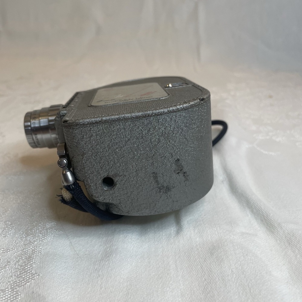 Vintage Revere Model 87 8mm Movie Camera UNTESTED - Picture 6 of 7